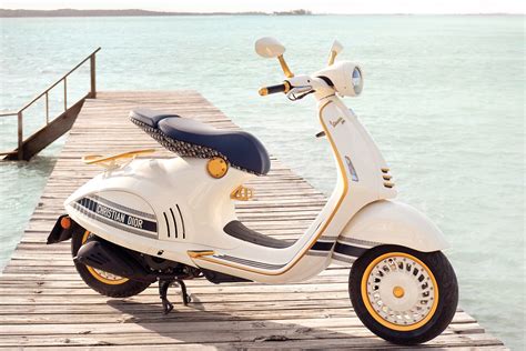 vespa dior edition 946